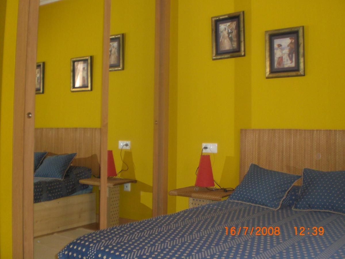 Ferienwohnung La Marina Ribadeo Exterior foto